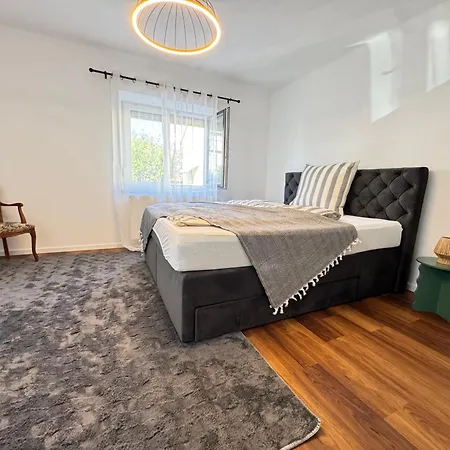 Apartment Liya