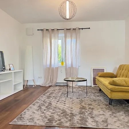 Liya Apartment